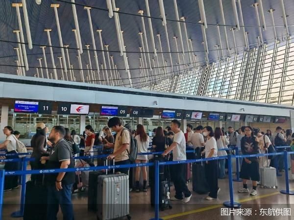 牛金所 东航暑运累计执行航班19.4万班次